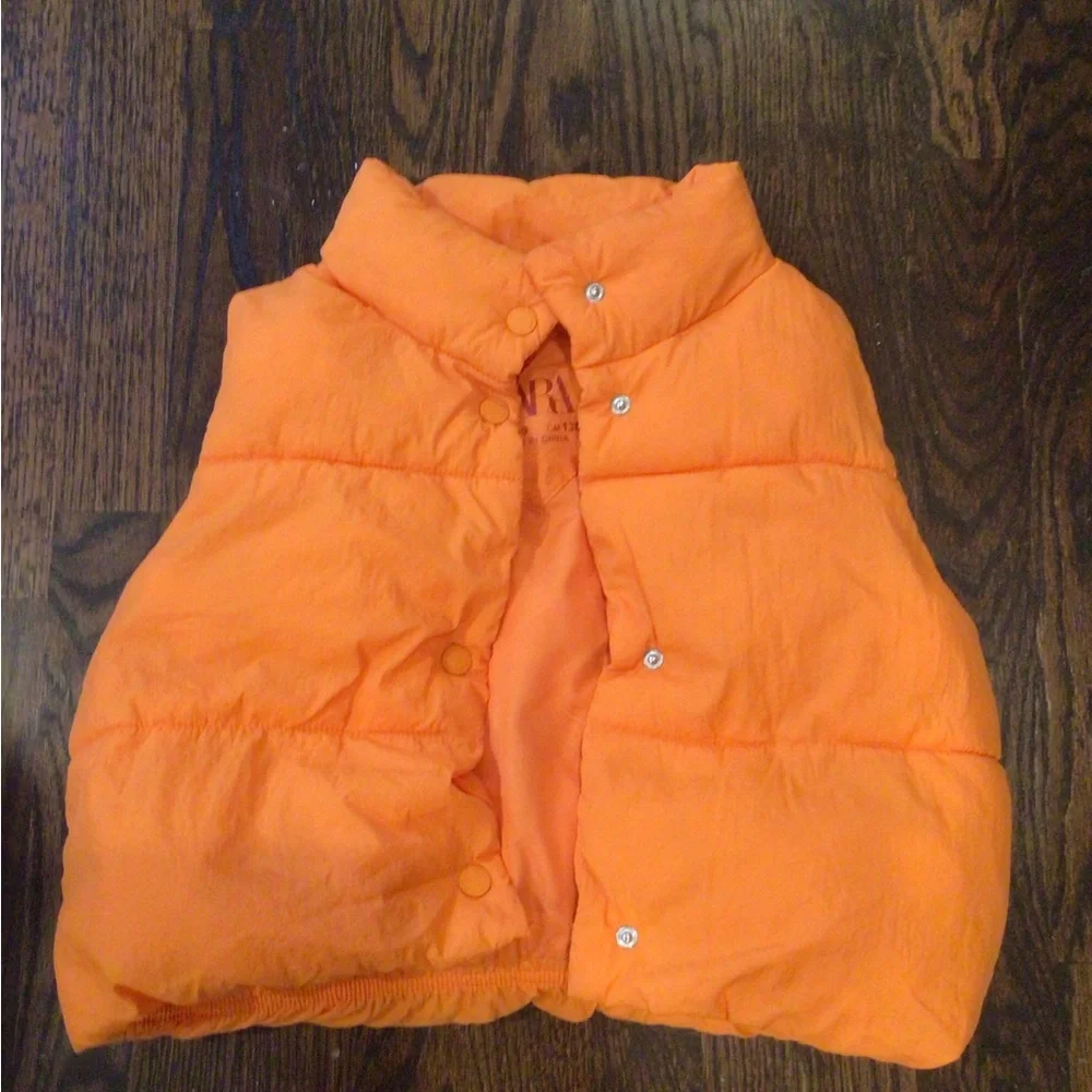 Zara - Orange-puffer vest